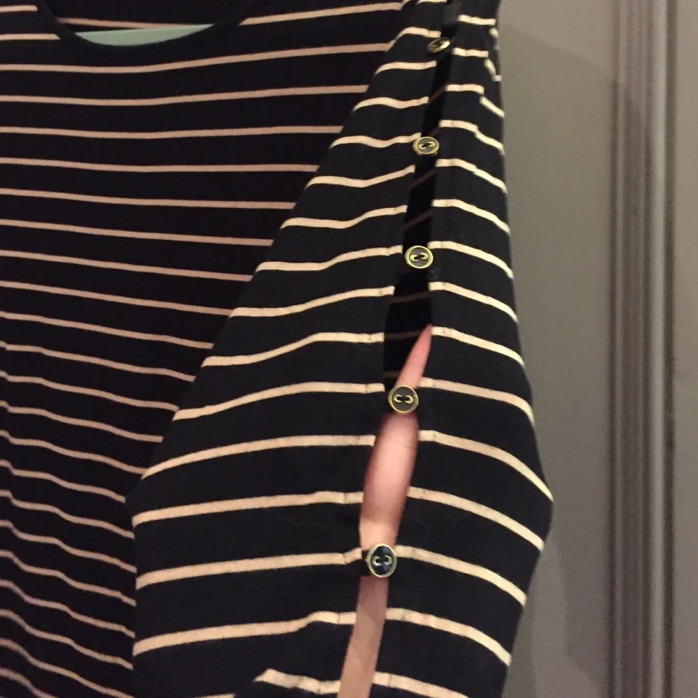 Basic Striped Top - Picture 7 of 8